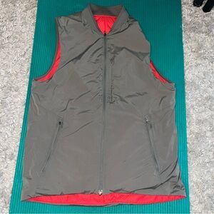 Lululemon Vest Men Med Gray Red Switch Gears Reversible Water Repellent Active